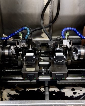 Bevo高速プロセスTMシャフトフェーシングおよびセンタリングマシン