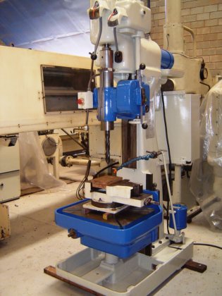 ギディングス&ルイス ビックフォード ヘビーデューティー コラムドリル 24~50mm