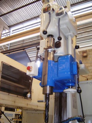 ギディングス&ルイス ビックフォード ヘビーデューティー コラムドリル 24~50mm