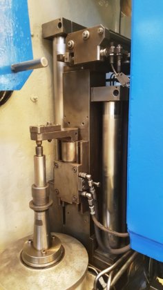 齿轮滚刀刃磨机 KLINGELNBERG AGW 160