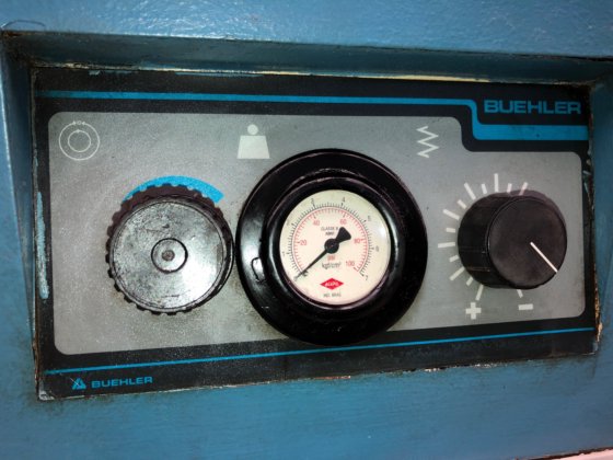 BUEHLER POWERMET 2000 金属組織サンプル用研磨鋸