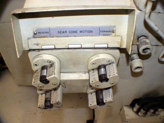 グリーソンラッピングベベルギア曲げ機