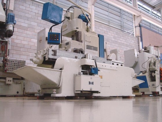 卧式生产铣床 Sundstrand Ridgid Mill