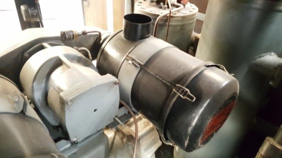 アトラスコプコ GA 1207W ロータリースクリューコンプレッサー