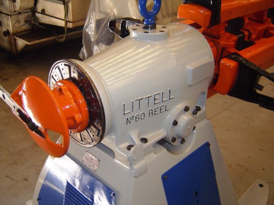 开卷机 开卷机 定心卷轴 带电动拖曳制动器 LITTELL