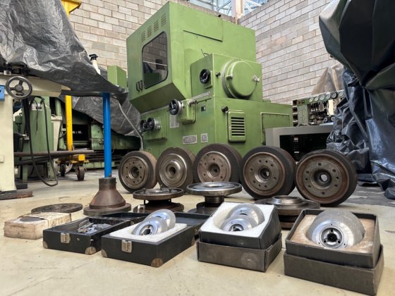 齿轮磨床 REISHAUER AZA - 连续展成磨削