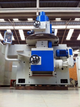 両面垂直グラインダー DISKUS DDS 600 III