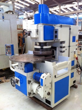 双面立式磨盘 DDS 600 III RA