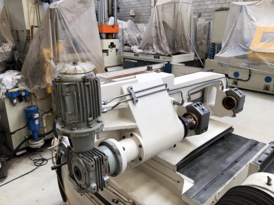 无心磨床 GIUSTINA RC 150 CDS