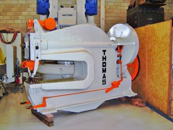 冲孔机 THOMAS CT-1250 重型服务