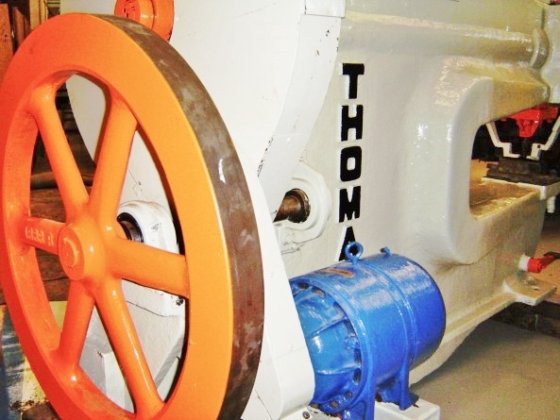 冲孔机 THOMAS CT-1250 重型服务