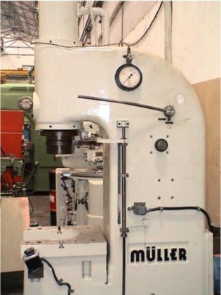 压力机 C 型框架 MULLER PH-25