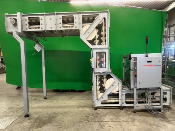 Cremer TQF-4100 製品計数システム(バケットエレベーターを含む)。