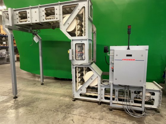 Cremer TQF-4100 製品計数システム(バケットエレベーターを含む)。