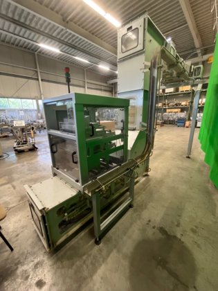 Cremer TQF-4100 製品計数システム(バケットエレベーターを含む)。