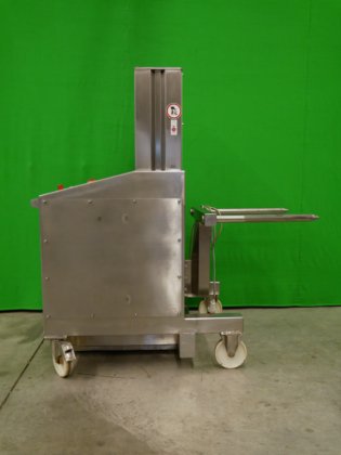 J.エンゲルスマン コンテナ等の移動式リフター