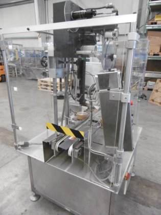 コリマ(マルケジーニ・グループ) EF02 カートン用粘着トップラベラー(ビネット、ボリーニ)