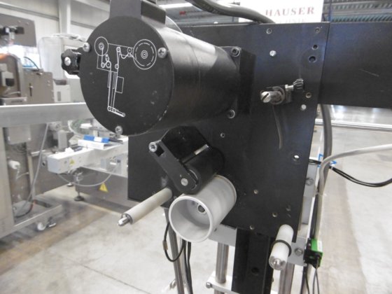 コリマ(マルケジーニ・グループ) EF02 カートン用粘着トップラベラー(ビネット、ボリーニ)