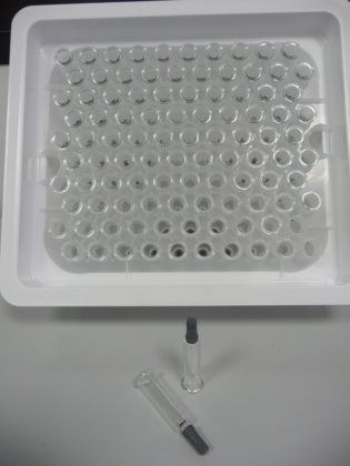 ハイパック100本入りシリンジ用シリンジデネスター