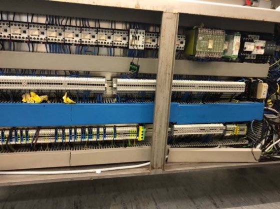 ボシュ・シュトローベル KSF 2020 モノブロック充填機およびスクリュー・キャッパー