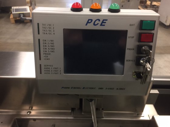 用于纸箱和类似物品的 Neri ETA 400S 薄膜贴标机