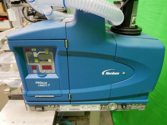 ウールマン C-130 ブリスター用横型カートニングマシン 120カートン/分