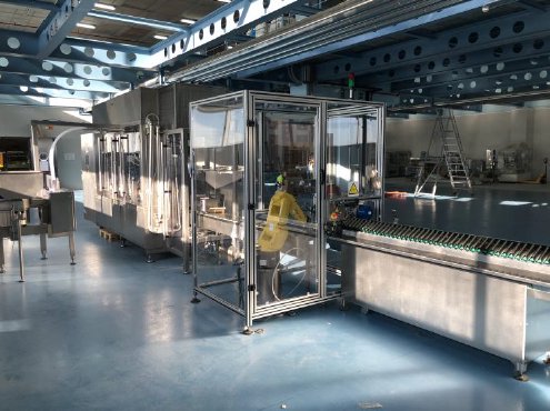 プリュマットBFL 852輸液バッグ充填包装機