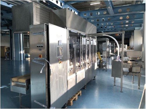 Plümat BFL 852 输液袋灌装和封口机