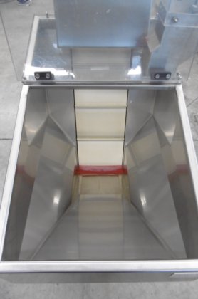 Pesce EL1500 带式料斗和提升机