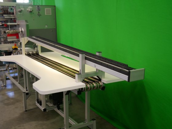 ロマコ・シエブラー HM1/160 錠剤用縦型ストリップ包装機