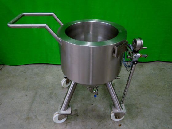 ヘルマン・ヴァルトナー社製ステンレス製移動式容器