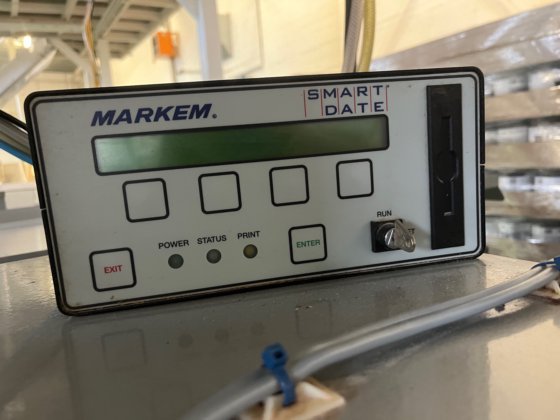 ハッシア・レダトロン FlexiBag 40/25 縦型パウチ充填包装機（オーガー計量含む