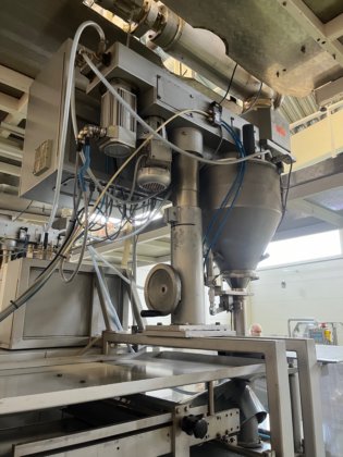 ハッシア・レダトロン FlexiBag 40/25 縦型パウチ充填包装機（オーガー計量含む