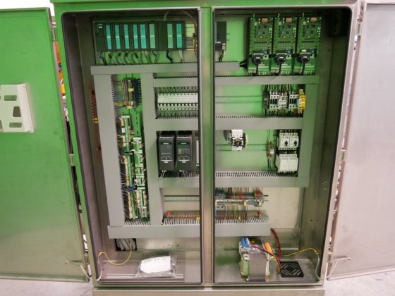 Neri BL400 VTE カートン用タンパーエビデントラベラー、400/分。