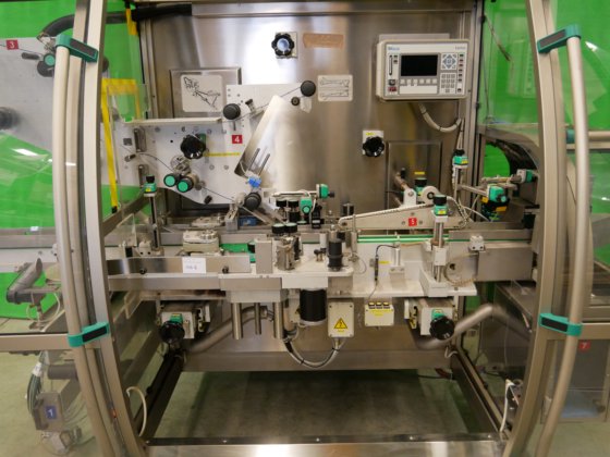 Neri BL400 VTE カートン用タンパーエビデントラベラー、400/分。