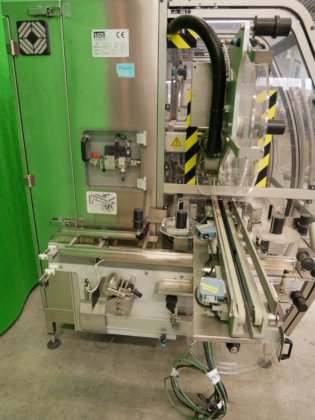 Neri BL400 VTE カートン用タンパーエビデントラベラー、400/分。