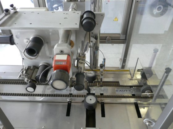 NERI DL400 V カートンおよび類似物用両面トップラベラー（ビネット