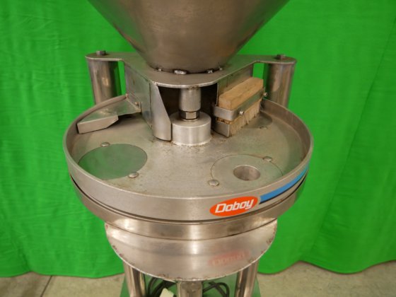 ドボイDV半自動定量充填機