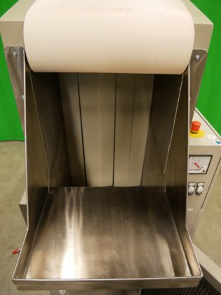 Dreher Delta 20/40 造粒机，用于减小中等截面注塑模具或中空塑料体的尺寸