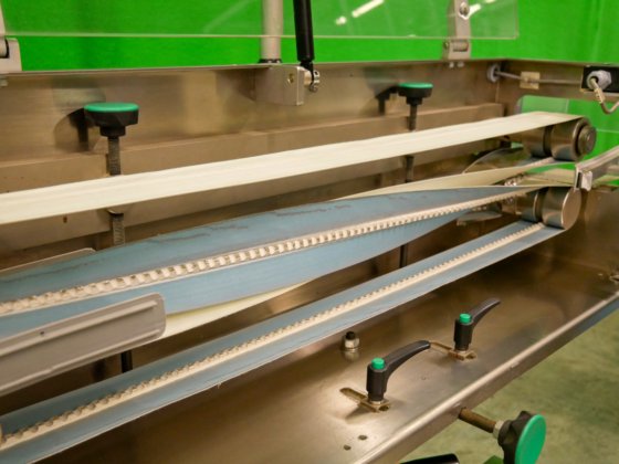 マルケジーニ 3G20100610 フォールディングカートン用ターニングコンベア