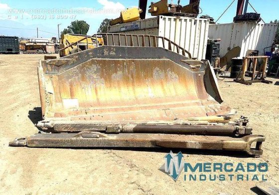 卡特彼勒 D8T 拖拉机铲刀