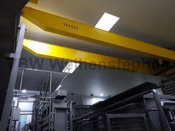 塩浴システム用移動クレーン