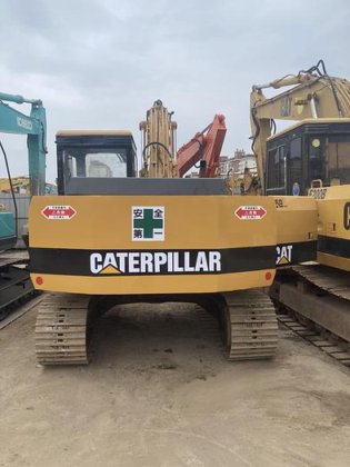 2015 Caterpillar E120B