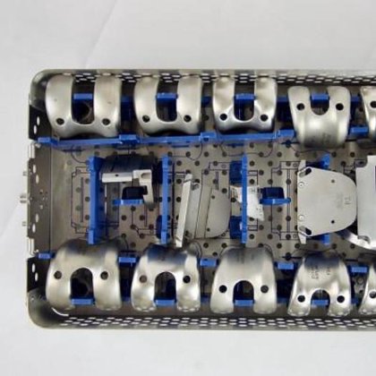 全膝关节假肢套装由 5 盒组成 C2F 品牌