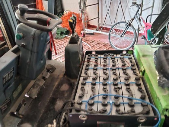 2002 CESAB Electric Forklift