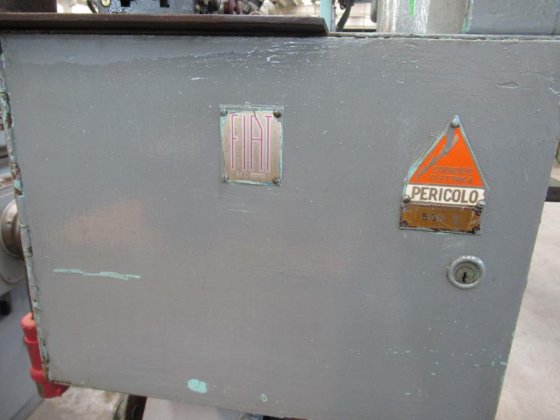 奥古斯塔 - 带锯