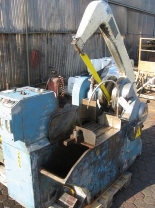 KASTO EBS 320 AU ハック鋸切断機