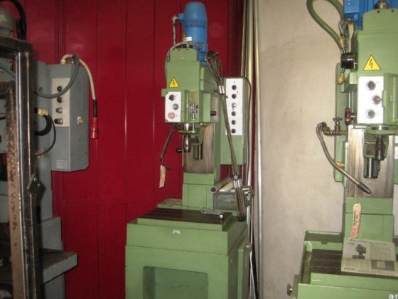 JOANNES T 10 螺纹攻丝机底座