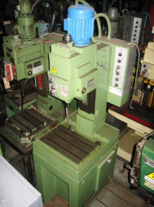 JOANNES T 16 螺纹攻丝机底座