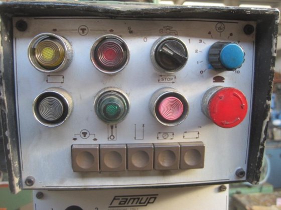 FAMUP MDR 16 螺纹攻丝机底座